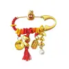 2025 Año del Serpiente en stock Cordón Dorado Rojo Pin Anti-Susto Seguridad para Bebés Broche para Mujeres Embarazadas Pin Creativo