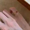 Novo Anel Flor de Íris Vermelha Estilo Chinês para Mulheres, Design de Nicho Estilo Palácio Retrô, Anel Aberto Versátil de Alta Qualidade para Mulheres