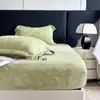 Capa de Cama de Solteiro Grossa de Veludo Leite Cor Sólida Outono e Inverno Cobertor de Cama Única Cor Sólida Quente Capa Protetora de Colchão de Veludo Coral Colcha Totalmente Fechada