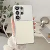 Color Contrastante Galvanizado Costuras Textura de Cuero Adecuado para Samsung S26Ultra Funda Magnética para Teléfono S25Fe Ondulada Mate Anticaídas