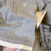 Verano 2025 Estilo Coreano Color de Contraste Falso Dos Piezas Hombro Derecho Manga Corta Camiseta Nueva para Mujer Pure Desire Chica Caliente Ajuste Delgado Top