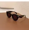 Óculos de sol estilo Yang Mi para mulheres, óculos de sol infláveis com proteção solar europeus e americanos da moda, óculos redondos vermelhos fofos personalizados