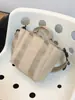 Bolsa de Lona Artística 2026 Modelo Nuevo de Moda Ins Bolso de Hombro de Nylon para Mujer Bolso Cruzado Color-Blocking Transfronterizo