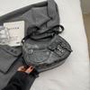 Bolso de Textura de Alta Gama para Mujer 2024 Verano Nuevo Moda Trendy Retro Bolso de Hombro Bolso de Silla Semilunar Bolso Cruzado para Mujer