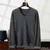 25 Suéter de Cachemira Nuevo para Hombre Otoño/Invierno Cuello en V Casual de Negocios Holgado Suave Agradable a la Piel Suéter Base de Punto