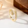 Anillo en Forma de Serpiente, Suministro Transfronterizo, Color Dorado, Completamente Incrustado con Circonita, Cabeza y Cuerpo de Serpiente Diseño Abierto, Fabricante Soporta Dropshipping