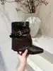 Botas cuadradas de tacón alto para mujer 2026, de pierna corta, a la moda, elegantes, nuevas para otoño, plisadas, apiladas, de media pantorrilla, estilo ecuestre