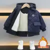 1286 Chaqueta Falsa de Dos Piezas para Niños Invierno 2026 Nuevo Modelo Abrigo de Algodón para Niños Atuendo de Invierno Chaqueta de Algodón con Capucha para Bebé Superior Invierno