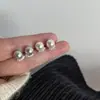 Brincos de Pérola com Strass Doces e Estilosos com um Design Moderno e Simples na Moda, Popular Online para Fornecimento de Joias para Orelha