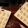 Molde de PP para Chocolate DIY Pudim Letra Desenho Animado Gelatina Bolo de Arroz Biscoito Forma de Cubo de Gelo