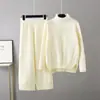 Suéter de punto grueso de cuello alto casual de moda traje para mujer otoño e invierno estilo perezoso holgado pantalones de pierna ancha conjunto de dos piezas