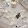 Meias brancas para mulheres, outono e inverno, meias de cano médio com bolinhas, meias japonesas com babados, acabamento em renda, listras finas, versáteis, meias longas de algodão penteado