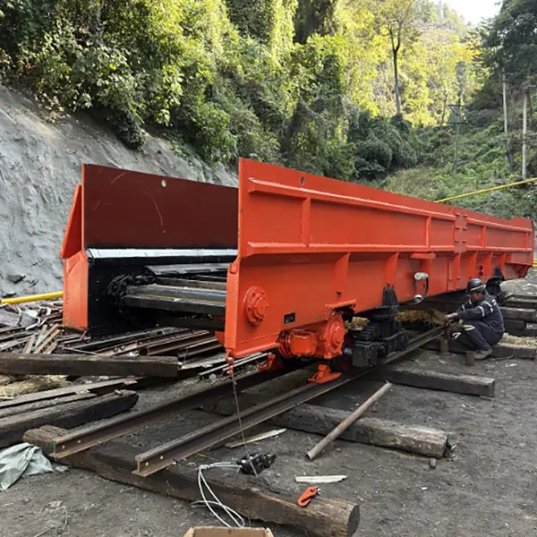 SD系列搭接型梭式矿车2.jpg