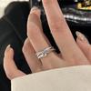 Anillo de Alambre Dibujado de Lujo Ligero de Alta Gama con Tres Capas Envolventes y Circonita Microincrustada Diseño Único de Nicho Anillo de Dedo Moderno Personalizado