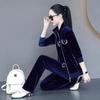 Traje deportivo de terciopelo dorado para mujer Primavera y Otoño 2024 Nueva Marca para Mujer Pantalones de Pierna Ancha Set Casual de Tres Piezas para Madre de Mediana Edad