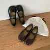 Sapatos Mary Jane estilo retrô com bico dividido para mulheres, salto baixo, de amarrar, boca rasa, sapatos de uso diário, senso de design de nicho, sapatilhas, estilo para noite