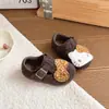 Zapatos Peludos para Niñas 2025 Invierno Nuevos Zapatos Cálidos de Gato Kt para Niñas Birkenstock Los Más Fáciles de Combinar para Niños Zapatos de Algodón Doudou Antideslizantes
