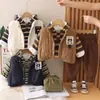 Nuevo atuendo de invierno para niños: conjunto infantil elegante y cálido, que incluye un chaleco con forro de forro polar y una sudadera, perfecto para mantener a los más pequeños abrigados en el clima frío