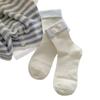 Azul gris primavera y verano calcetines japoneses de algodón a rayas con vuelta para mujer calcetines apilados "calcetines concha" viento coreano lazo