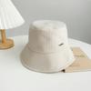 Otoño e invierno nuevo punto a cuadros sombrero de pescador lateral estándar copa plana ala grande sombrero parasol circunferencia de cabeza grande sombrero cortavientos con protección para las orejas