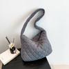 Bolso Casual de Pana de Gran Capacidad para Mujer 2026 Nuevo Versátil Bolso de Hombro Acolchado Bolso de Axila Bolso Cruzado Texturizado