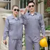 Conjunto de vestuário de trabalho é resistente ao desgaste e à sujeira, adequado para reparo automotivo, canteiro de obras, oficina, uniformes de fábrica, roupas de proteção para trabalho de manga longa para primavera e outono, personalizável com texto impresso