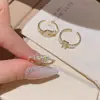 Anel Quadrado Brilhante de Zircônia Açúcar Pérola Luxo Leve Feminino Nicho Luxo Leve Exquisito Empilhável Temperamento Aberto Ajustável Anel de Dedo