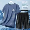 Conjunto Deportivo y de Ocio de Dos Piezas para Hombre Verano 2026 para Fitness, Correr y Entrenamiento, Transpirable Hielo Seda Fresco Elástico de Manga Corta