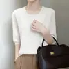 Suéter de tricô feminino transfronteiriço com gola redonda, novo estilo outono e inverno 2026, design vazado, mangas de três quartos, blusa básica pulôver solta, suéter fino