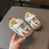 Nuevos Zapatos Deportivos para Niños Primavera y Otoño Zapatos Casuales con Velcro de Estrella de Suela Suave para Niños Zapatos con Doble Malla Anticolisión para Niñas