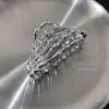 Pinza Metálica para el Cabello con Garra de Calavera Estilo Oscuro para Mujer, Accesorio Grande para el Cabello para la Parte Trasera de la Cabeza, Pasador de Diseño de Nicho de Alta Gama