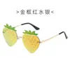 Gafas de sol sin montura de fresa Pooh estilo europeo y americano, gafas de sol divertidas con personalidad sin montura para fiestas, gafas de moda para graduación para mujer