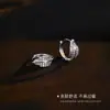 Aretes de Hoja con Diamantes Brillantes Estilo Bosque para Mujer, Diseño Pequeño Fresco Elegante, Aretes de Alta Gama para Commuter, Simples y Lujosos, Regalo para Novia