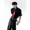Camisa Sencilla Suelta de Manga Corta de Color Sólido Estilo Coreano con Corbata Roja para Hombre, Moda Versátil Juvenil Trendy Casual
