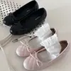 Zapatos Mary Jane estilo francés para mujer, nuevo modelo otoño 2026, zapatos slip-on versátiles con lazo y diseño bajo para ir al trabajo