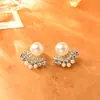 Suministro Directo de Fábrica de Pendientes de Perlas y Circonitas, de Alta Gama, Modernos, Exquisitos, Versátiles y Elegantes, Accesorios de Estilo para el Viaje Diario