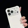 Adecuado para Apple 17P/17PM/18P/18PM: un protector de lente de cámara de alta gama, de diseño único, con un motivo de mariposa y corazón con pedrería