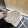 Bolsa de Concha Estilo Coreano de Nicho Nova Coleção Outono/Inverno 2026 Bolsa Feminina Moda Simples Bolsa de Ombro Casual para o Dia a Dia Bolsa Transversal