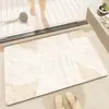 Tapete de piso de tierra de diatomeas con línea ondulada color crema para baño, absorbente de agua, secado rápido, antideslizante, resistente a la suciedad, felpudo para la entrada del baño