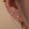 Brincos Pequenos Studs para Cartilagem da Orelha, Rosca de Parafuso em Formato de Coração, Agulha de Prata 925, Brincos Únicos e Minimalistas