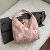Bolso de Hombro de Felpa con Flor Grande Capacidad Bolso de Felpa Nicho Femenino Bolso Tote Bosque Literario Bolso Cubo Estilo Coreano
