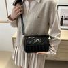 Bolsa Quadrada Pequena Feminina 2025 Nova Moda Laço Textivo Bolsa de Ombro Estilo Ocidental Doce Bonita Simples Bolsa Transversal