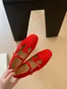 Nuevos zapatos Mary Jane con punta cuadrada, zapatos pequeños de piel con hebilla, zapatos planos, estilo británico 2026, zapatos de mujer para primavera/verano con suela blanda estilo francés