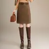 Saia midi de cor sólida, comprimento até o joelho, versátil, com corte justo para mulheres, nova coleção outono/inverno 2026, tecido tipo camurça, moderna e elegante, estilo bodycon