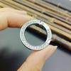 Adecuado para llavero de coche con incrustaciones de diamantes, llavero de diosa, anillo de cristal, personalidad creativa simple.