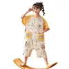Pijama de una pieza de verano fino para niñas, manga corta, algodón puro, estilo de dibujos animados, corte holgado, ropa de casa para bebés y niños que se puede usar en el exterior