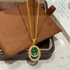 Joyería Dorada Arena Diamante Esmeralda Calcedonia Colgante Calabaza Cadena para Clavícula de Mujer Lujo Accesible Diseño de Nicho