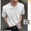 Camiseta versátil de cuello redondo para verano, nuevo modelo de fabricante de comercio exterior, camiseta de manga corta para hombre con hombros normales, elegante y moderna, empalme de alta gama transfronterizo