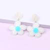 Populares en línea populares verano frescos Costura aretes de flores pequeñas elegantes aretes acrílicos multicapa joyería para la oreja para mujeres