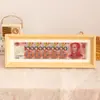 Marco de Fotos Creativo de Mesa de 10 Mil Millones de RMB con Múltiples Adornos Dorados y de Fortuna Chinos de Madera Maciza para Decoración del Hogar